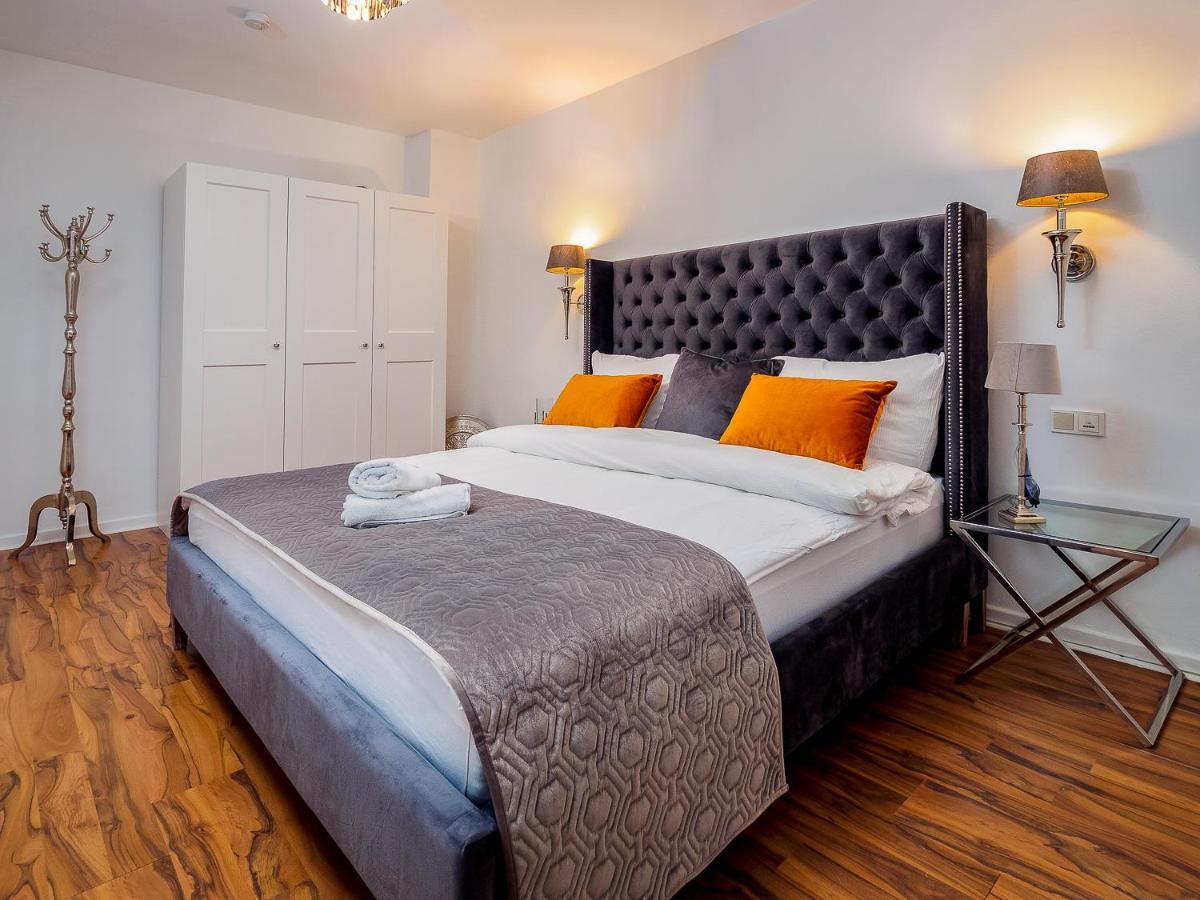 Gemuetliche & Individuelle Ferienwohnungen In Krefeld - Junik Apartments Extérieur photo
